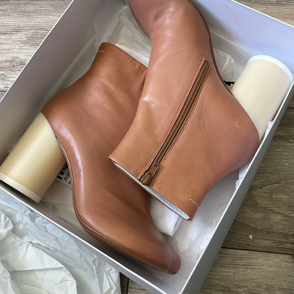 Maison Margiela leather nude light brown soft booties - Picture 8 of 11